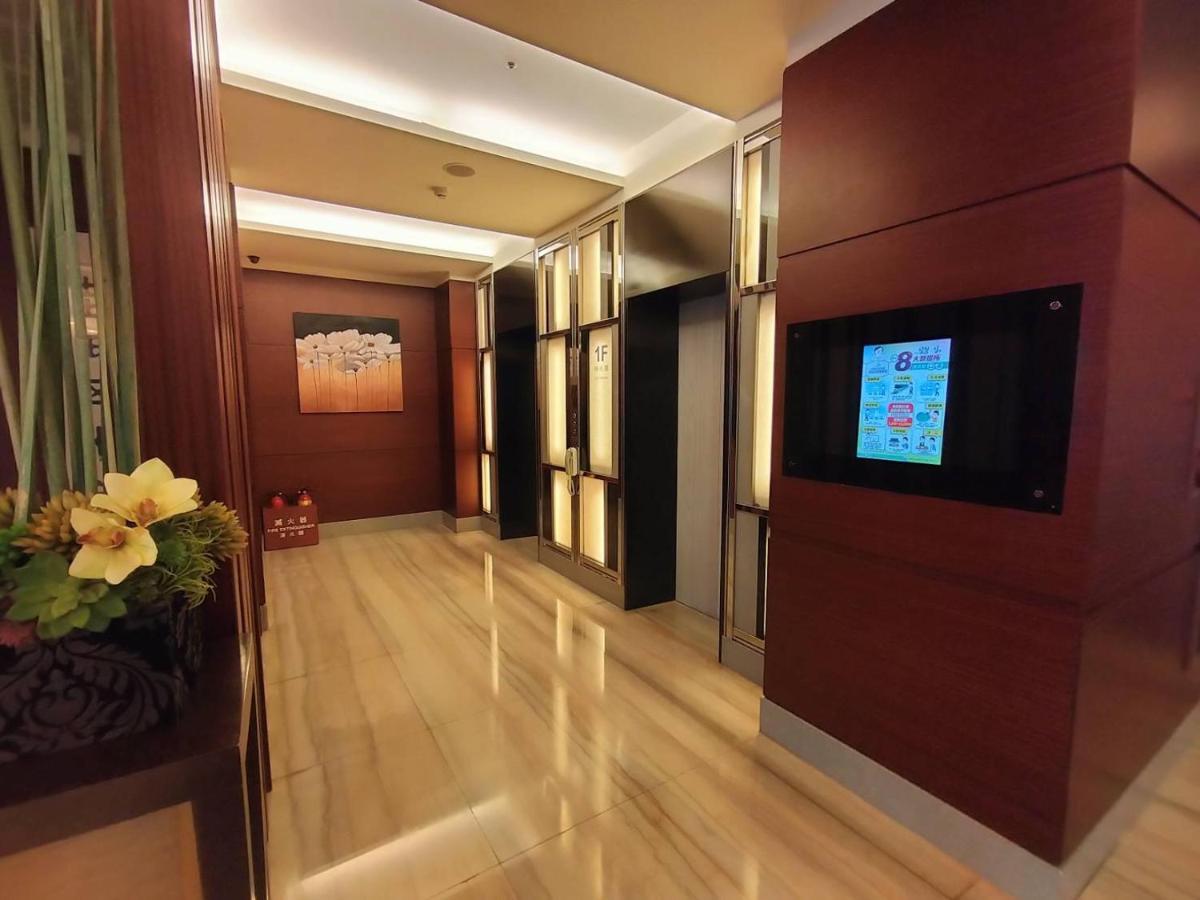Urban Hotel33 Kaohsiung Bagian luar foto