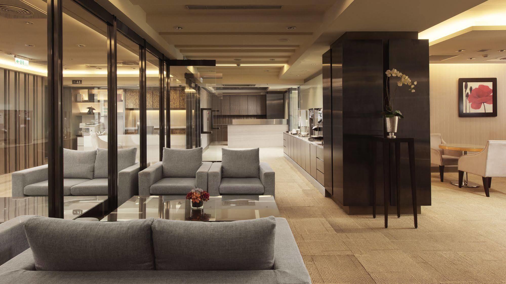 Urban Hotel33 Kaohsiung Bagian luar foto